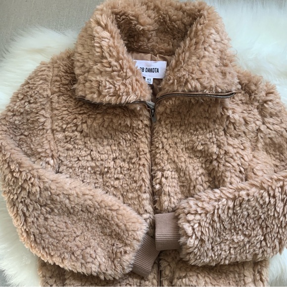 BB Dakota Brown Size XS Fuzzy Jacket Teddy Plush Soft Cozy Warm Coat New - Picture 4 of 16